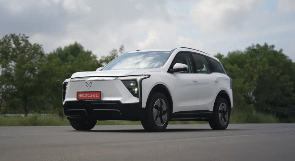 Mahindra ₹XEV 9S image